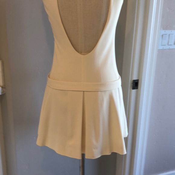 ☆ Prada Sleeveless Open-Back Belted Waist Dress ☆ - Picture 5 of 7